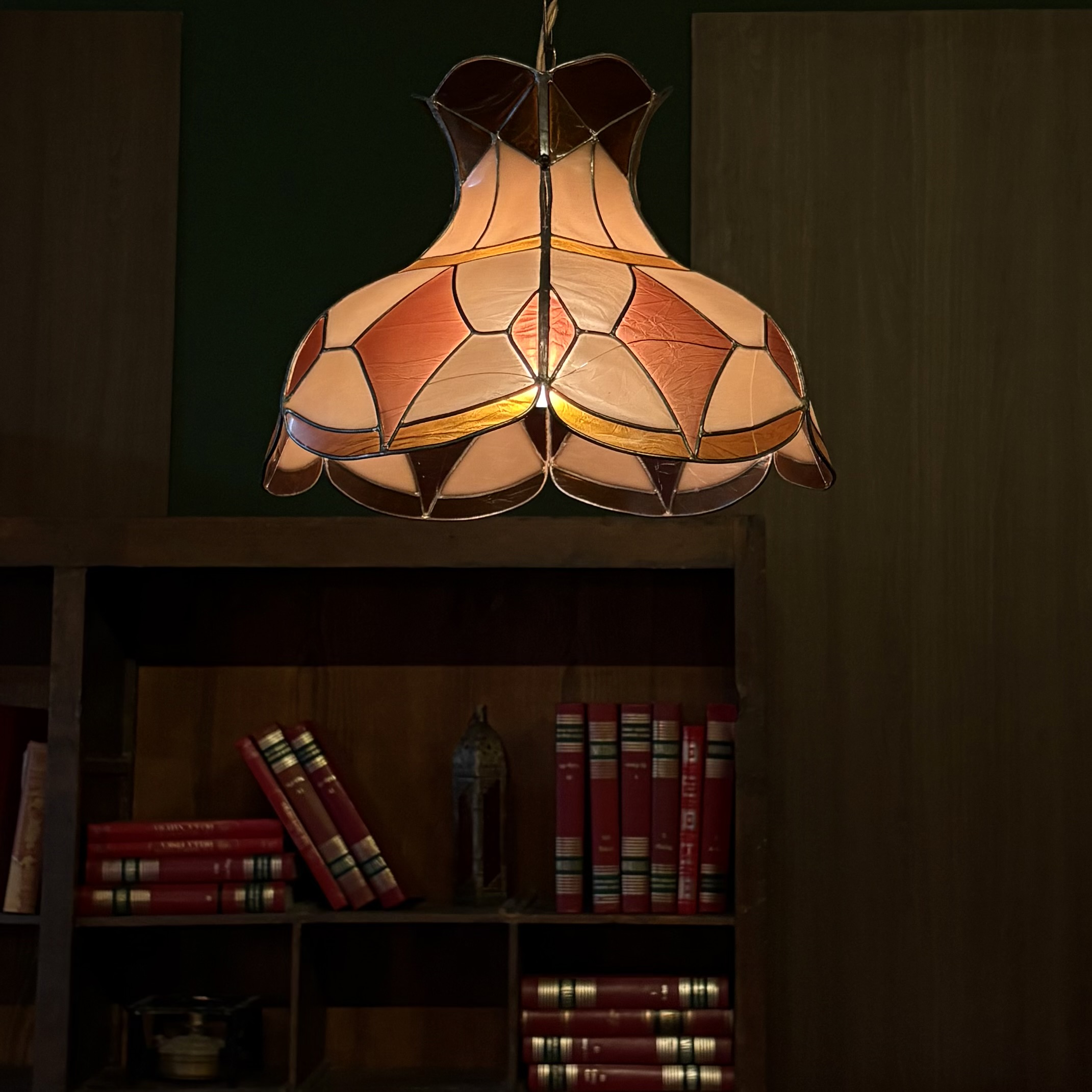 Lampadario Stile Tiffany con Motivo Geometrico - immagine 2