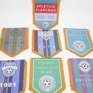 Gagliardetti da Calcio Multicolore - 7 Pezzi