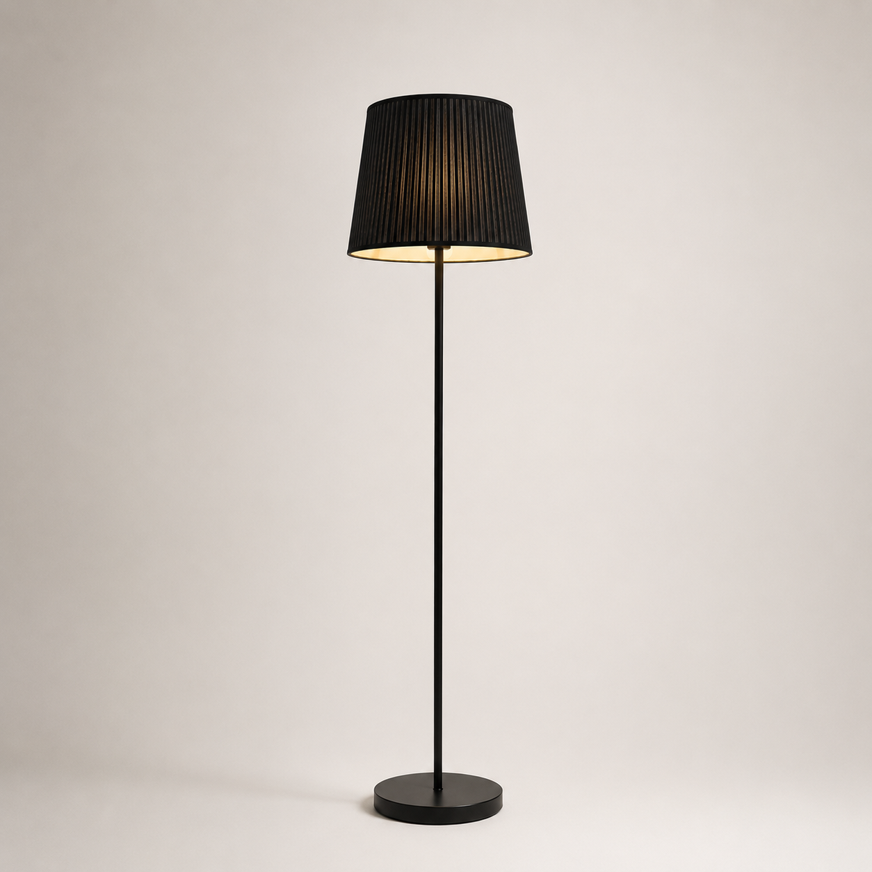 Lampada da Terra Nera con Paralume Plissettato - immagine 2