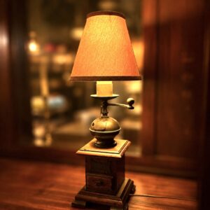Lampada da Tavolo Antica Stile Macinacaffè