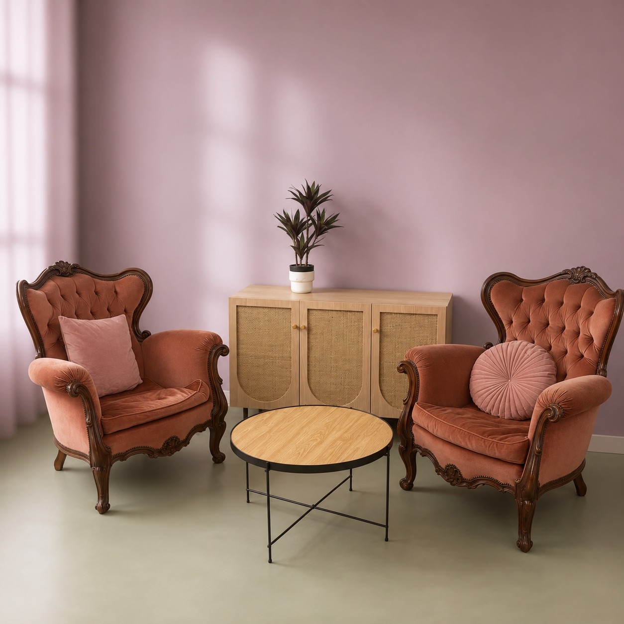 Poltrona Barocca in Velluto Arancio con Cuscino Decorativo - immagine 2